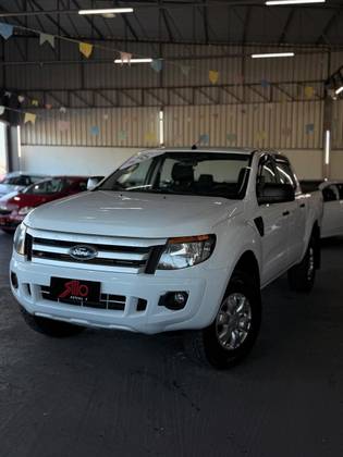 FORD RANGER 3.2 XLS 4X4 CD 20V DIESEL 4P AUTOMÁTICO FORD RANGER 3.2 XLS 4X4 CD 20V DIESEL 4P AUTOMÁTICO